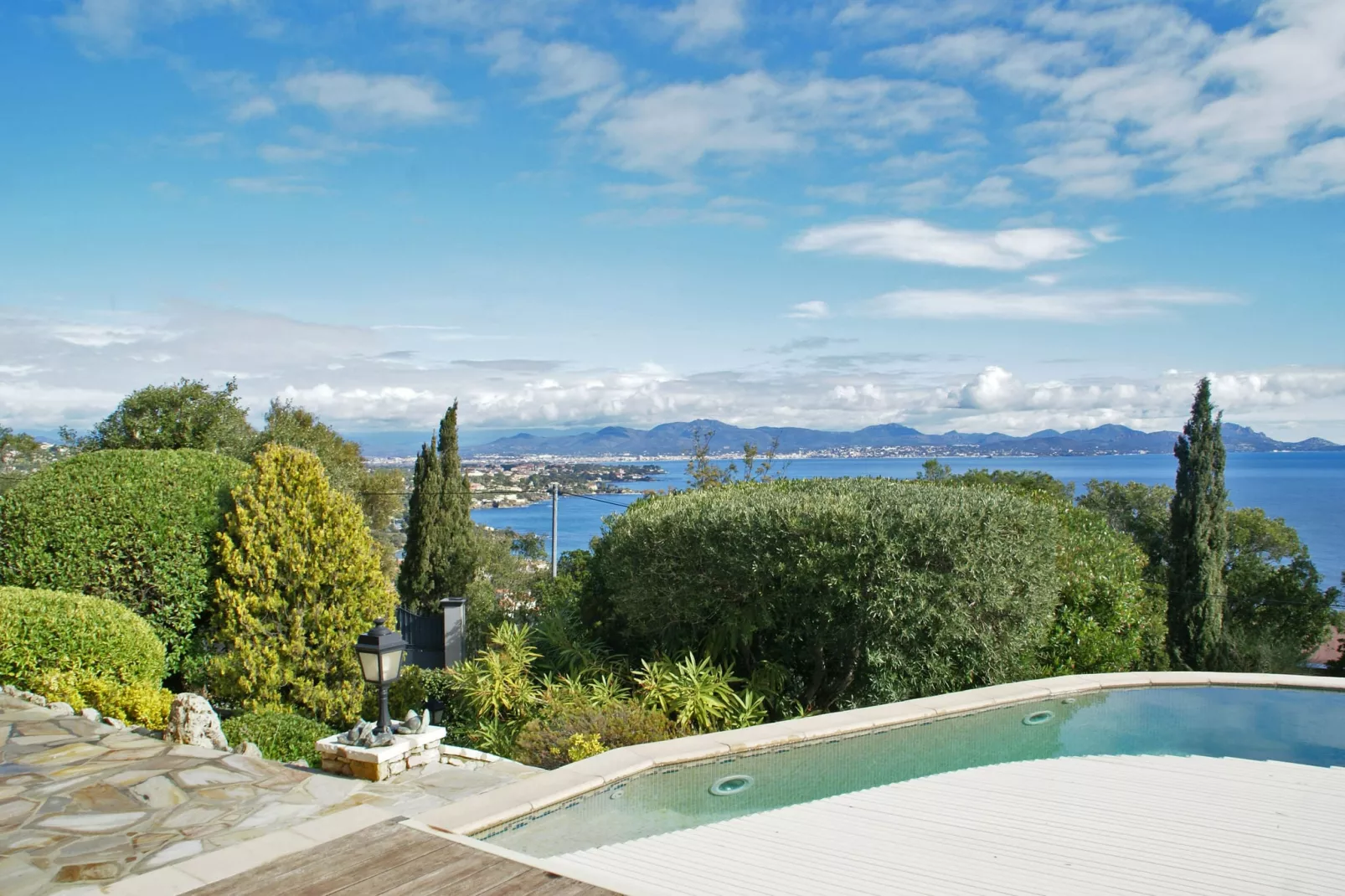 Vergerie-View summer