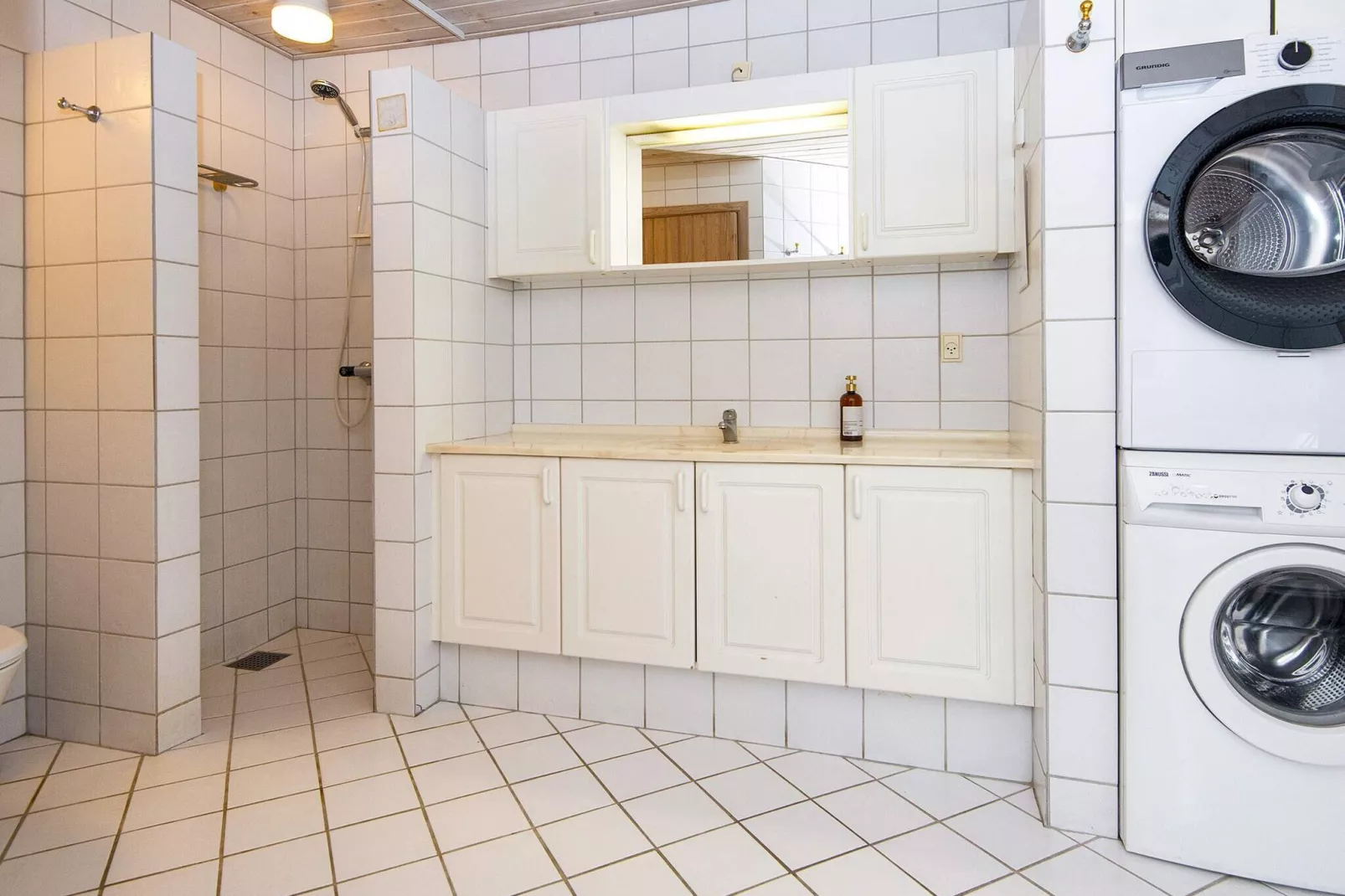 16 person holiday home in Hvide Sande-Indoor
