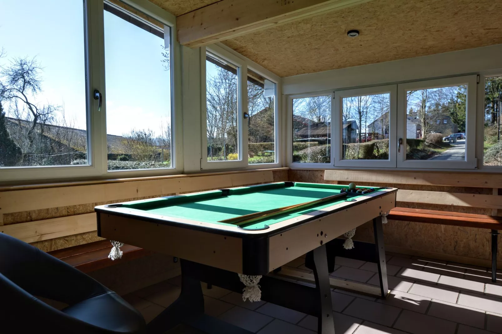 Le Noyer-Recreation room