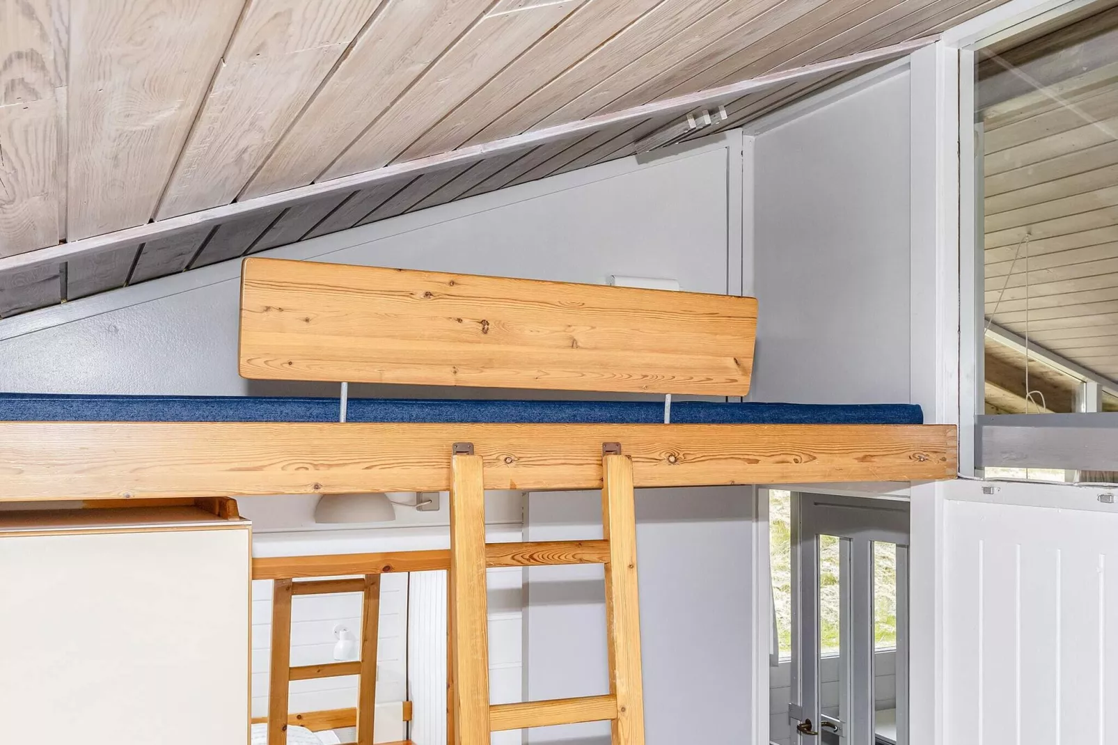 A-3½ room,close to beach-Not tagged