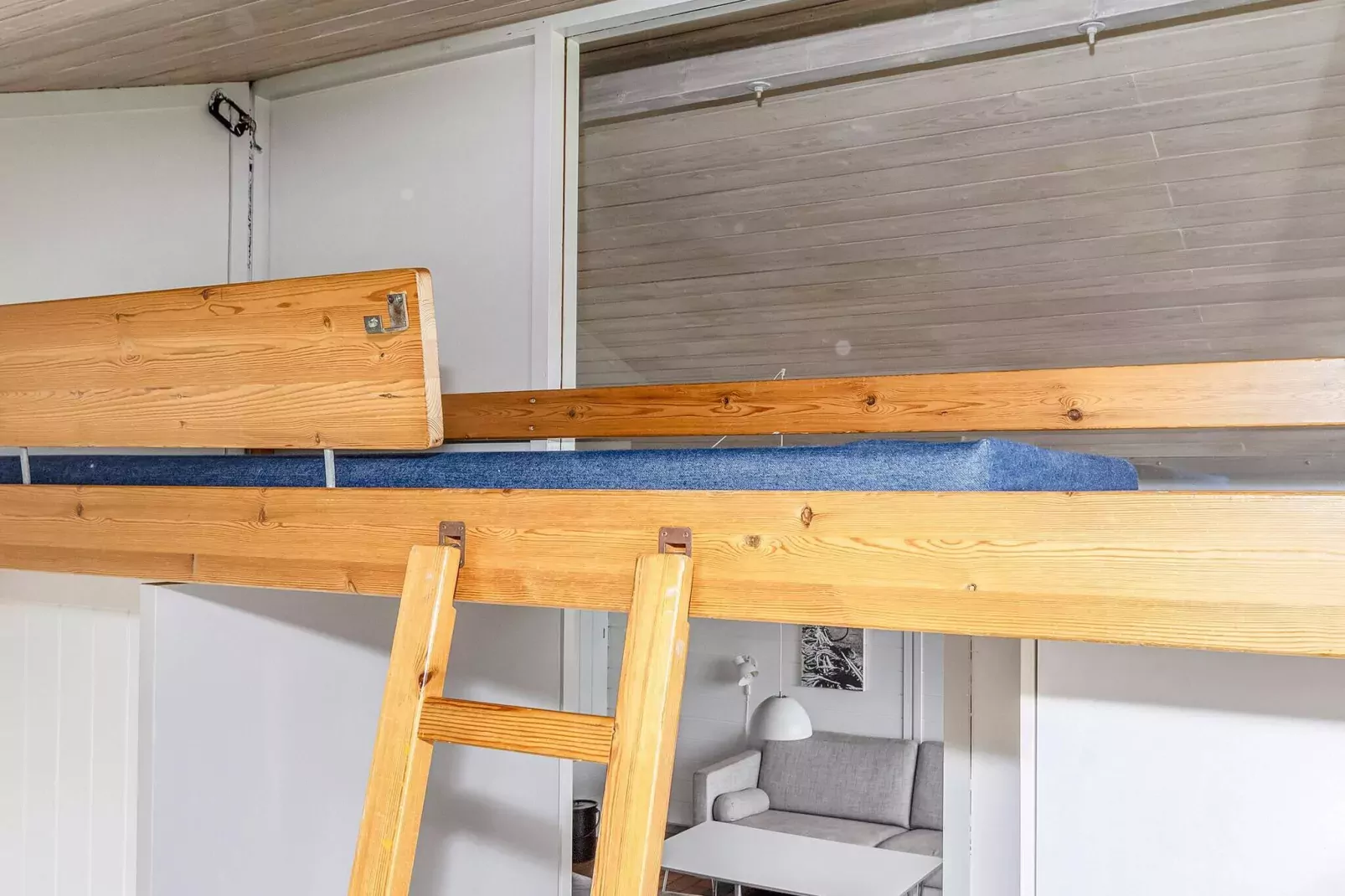 B-3½ room,renovated, Ocean view-Not tagged