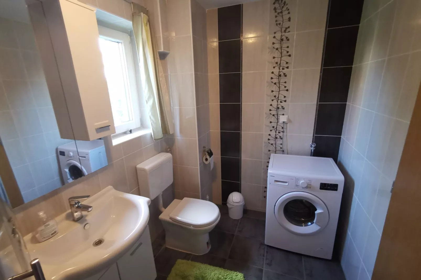 Holiday house Pakostane-Bathroom