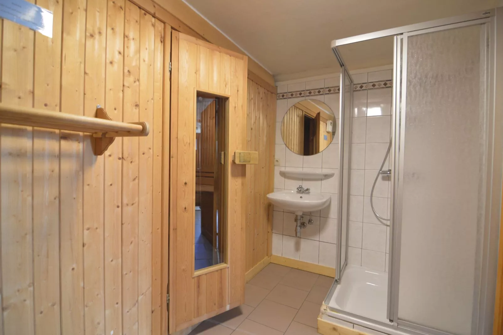 Le Noyer-Bathroom