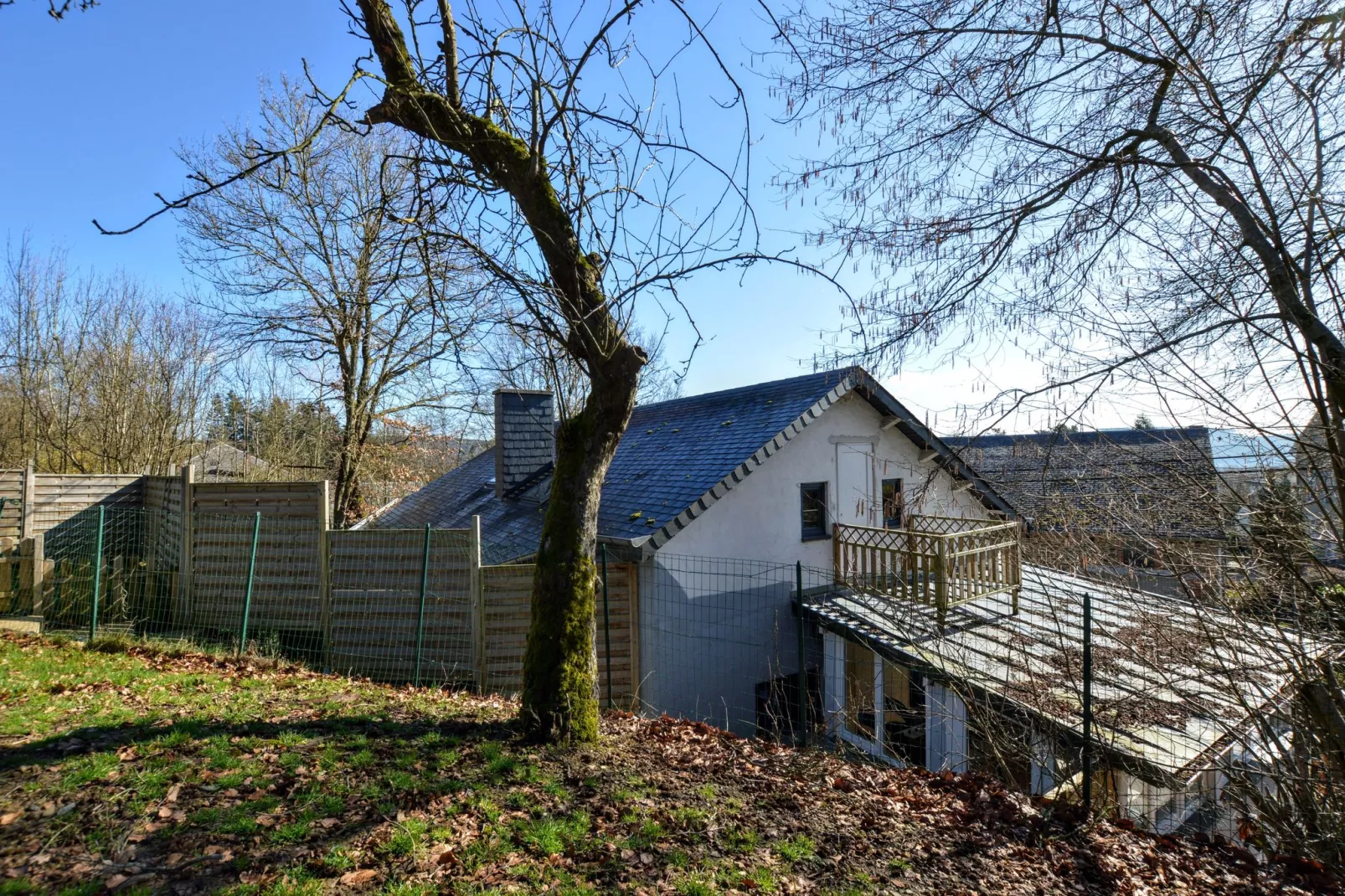 Le Noyer-Exterior summer