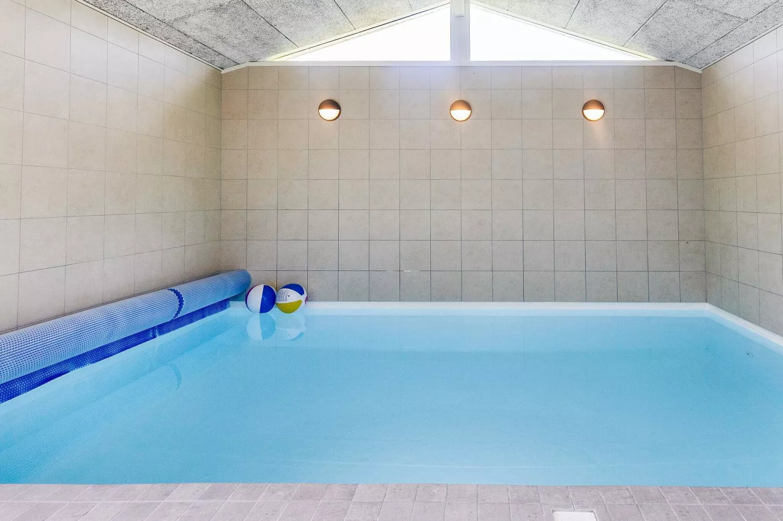 8 Personen Ferienhaus in Væggerløse-By Traum-Schwimmbad