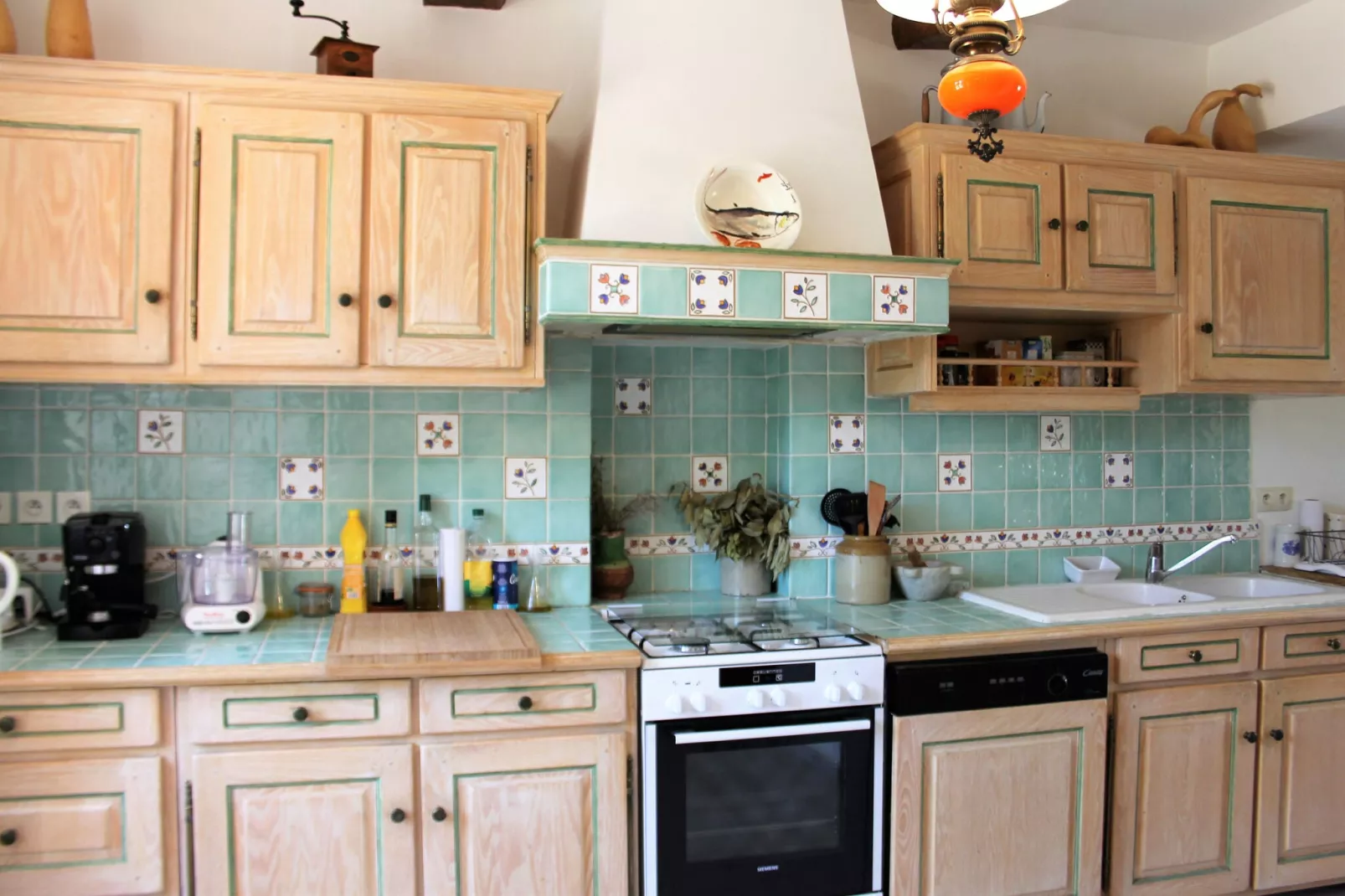 Entre les vignobles-Kitchen