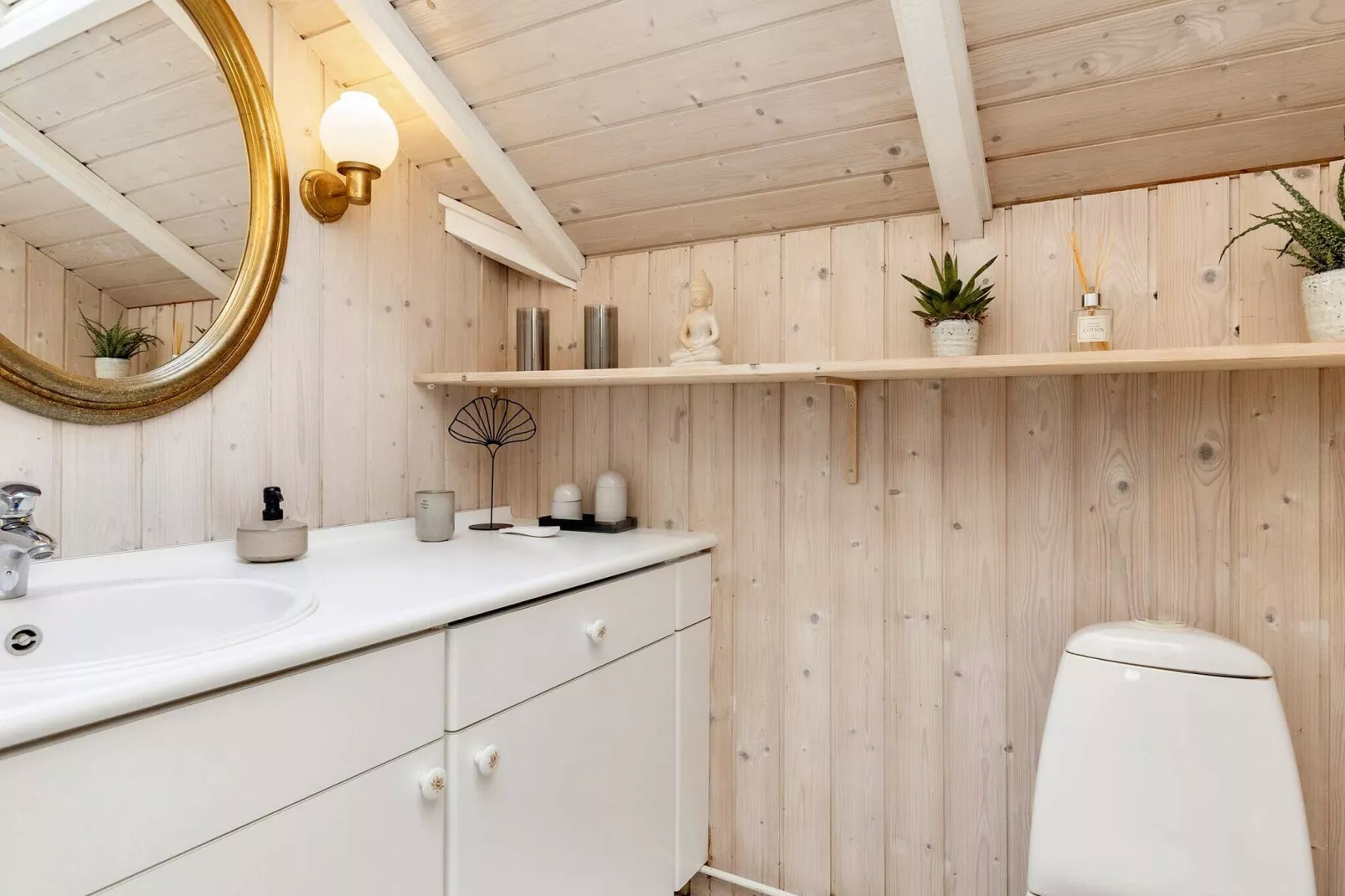 6 person holiday home in Væggerløse-By Traum-Indoor