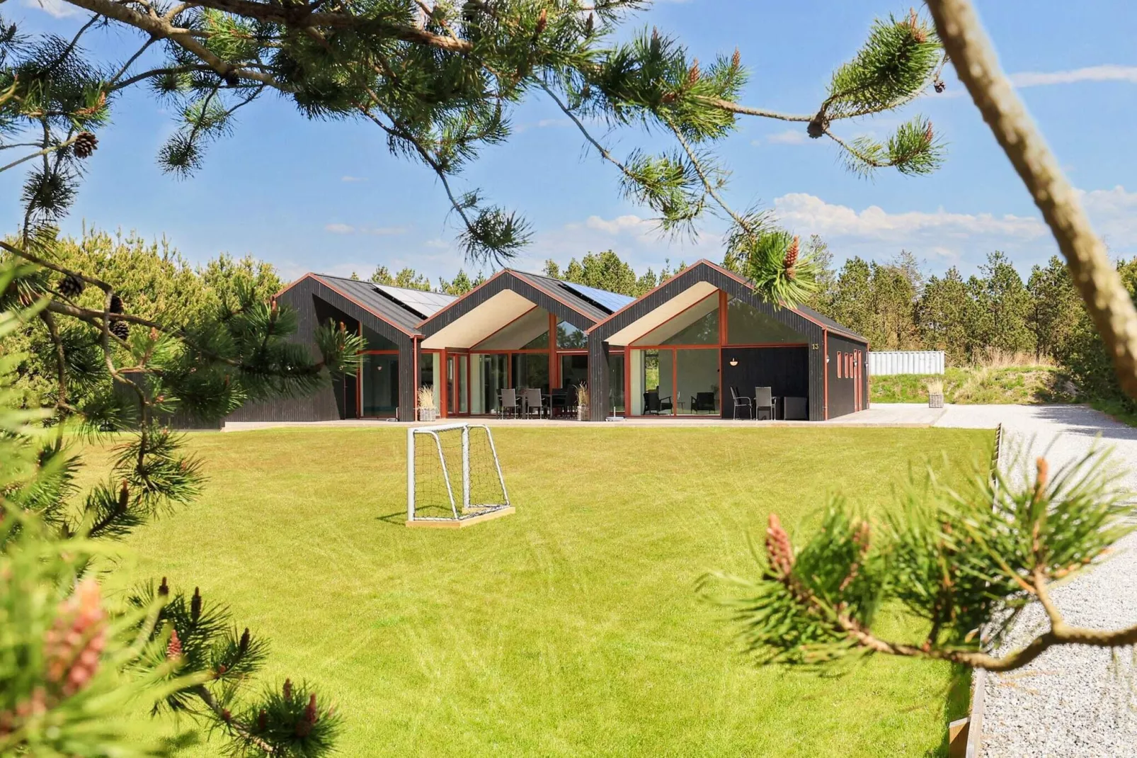 10 person holiday home in Jerup-By Traum