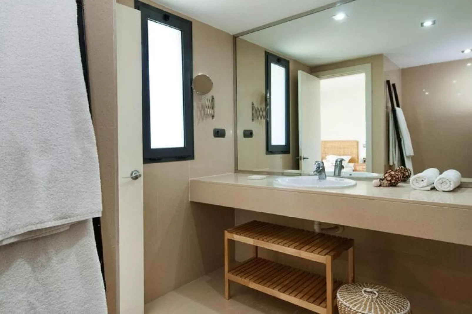 Los Lagos 13-Bathroom