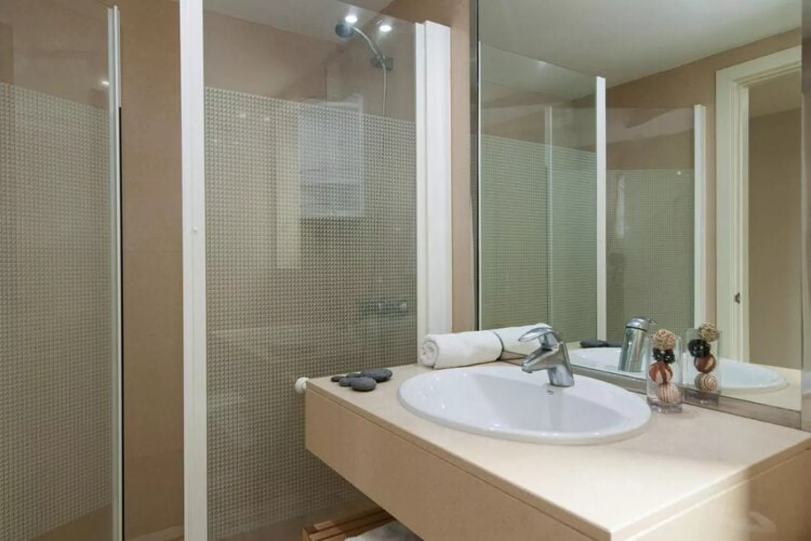 Los Lagos 13-Bathroom
