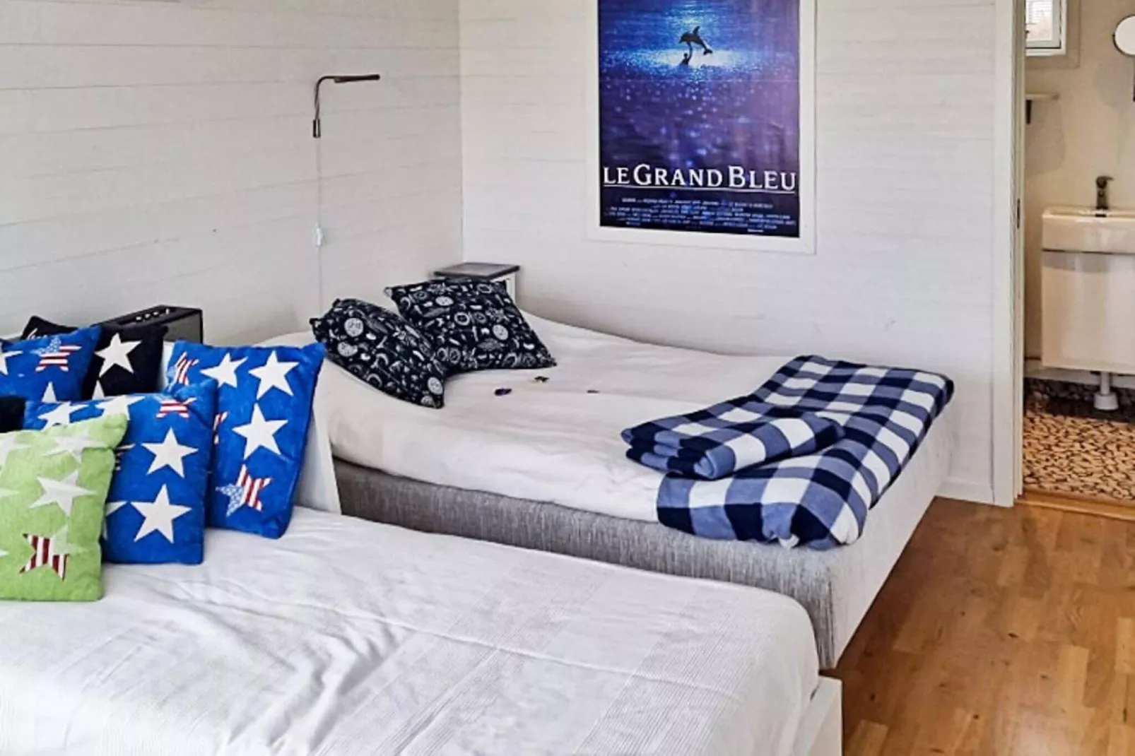 3 person holiday home in LÖTTORP-By Traum-Indoor