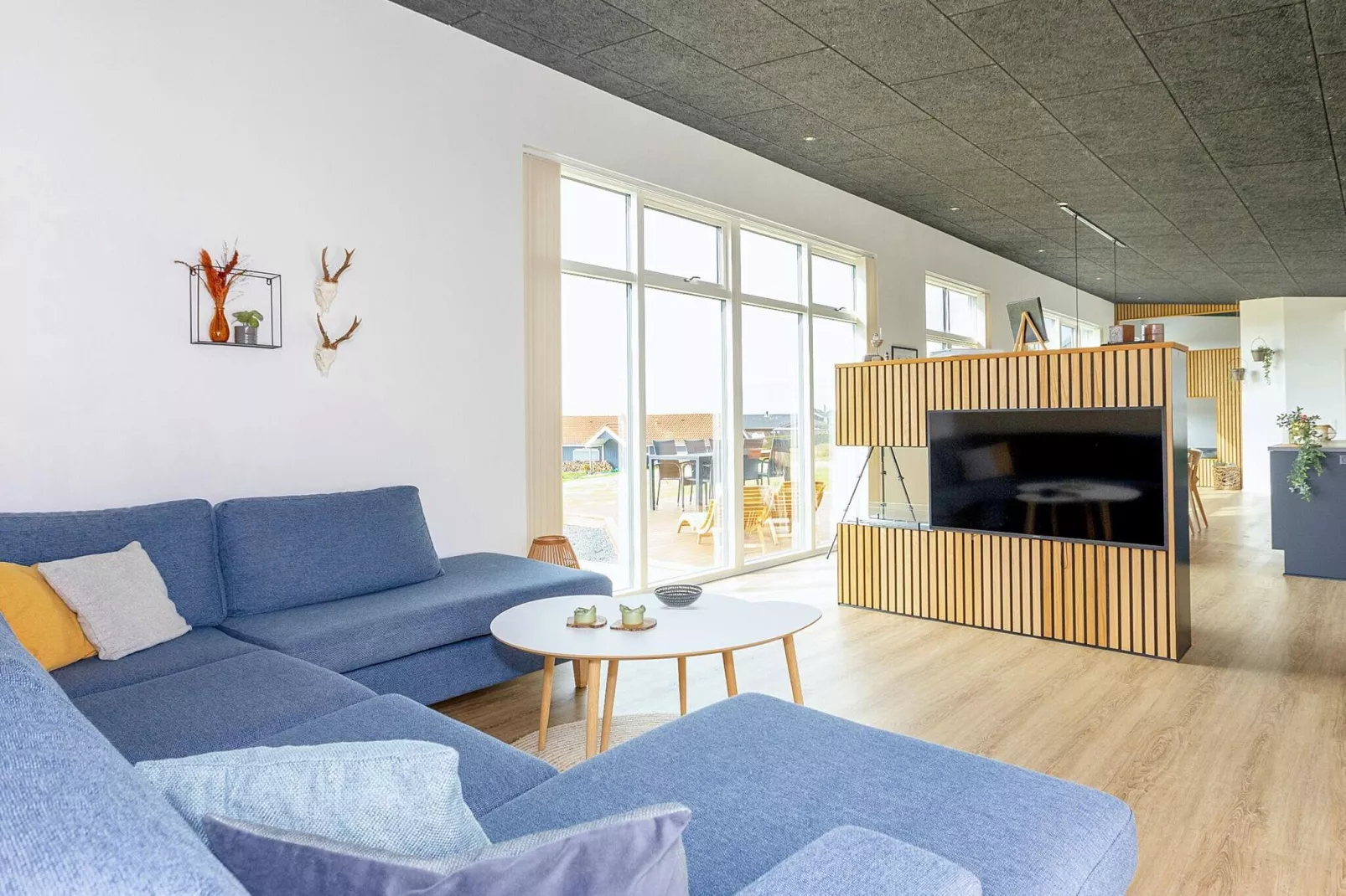 12 person holiday home in Vinderup-By Traum-Indoor