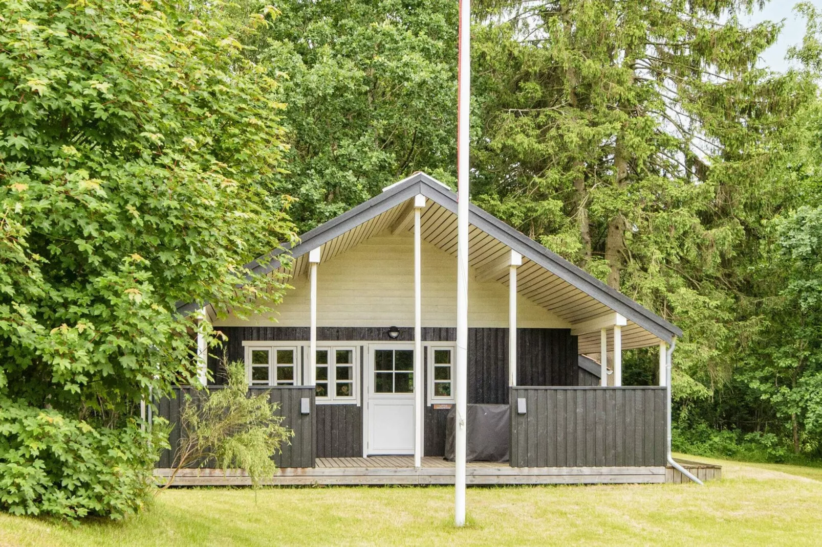 6 Personen Ferienhaus in Glesborg-By Traum-Aussicht