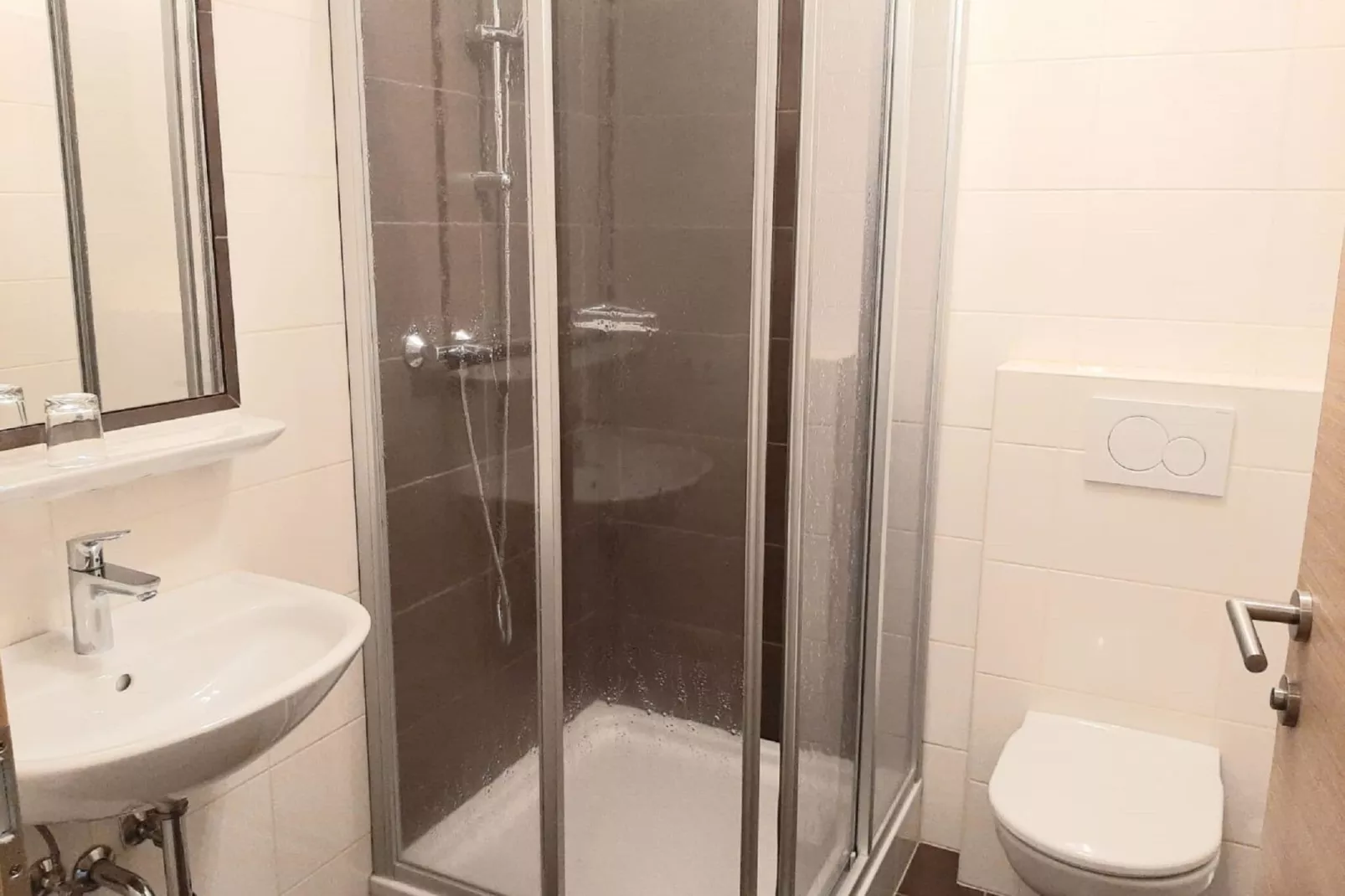 Hubergut - Ferienwohnung Josef-Bathroom