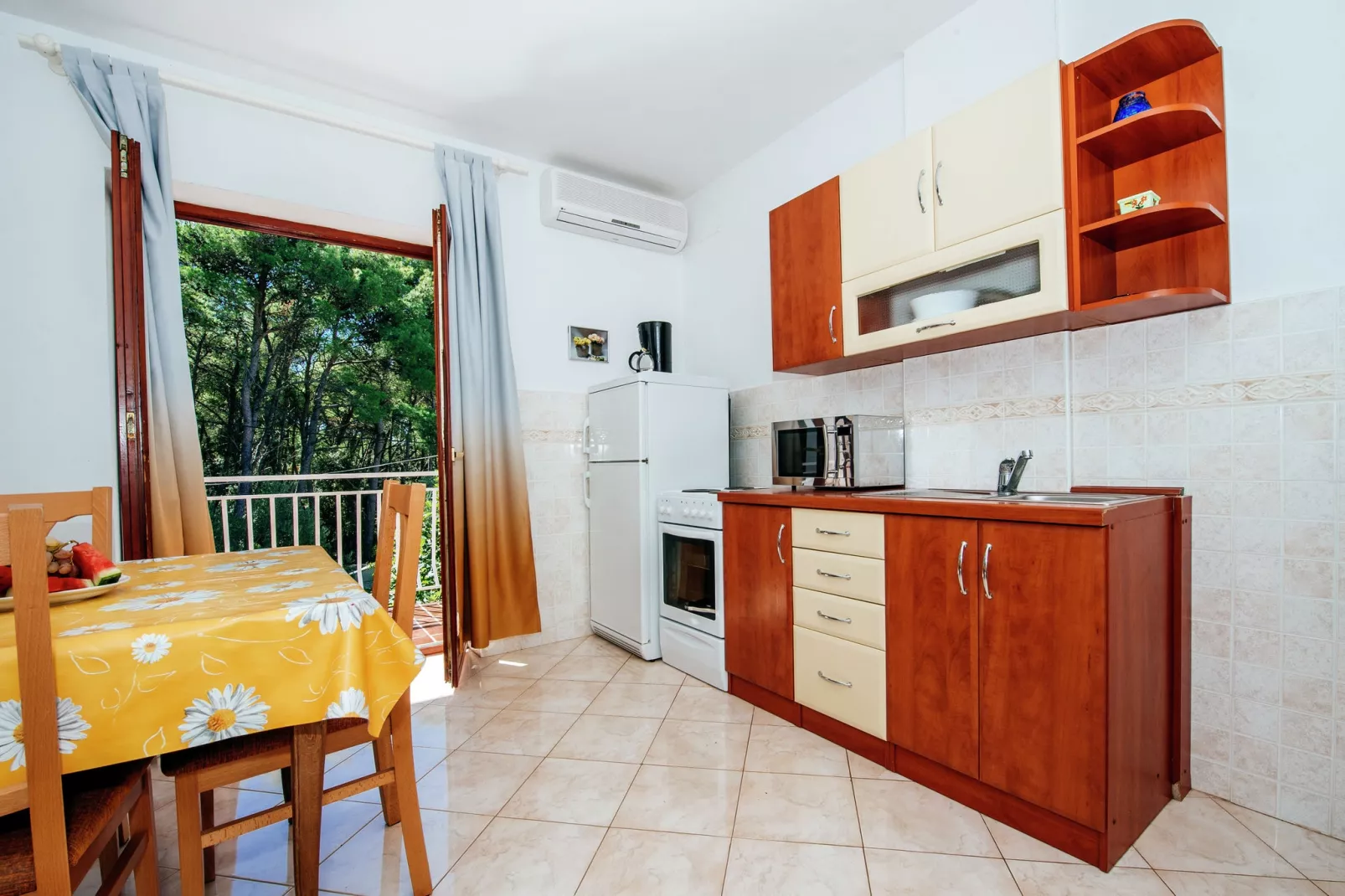 Apartment Jelenka-Kitchen