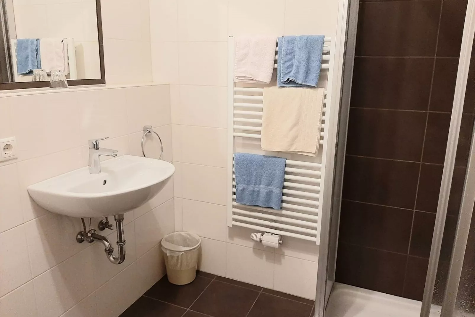 Hubergut - Ferienwohnung Josef-Bathroom