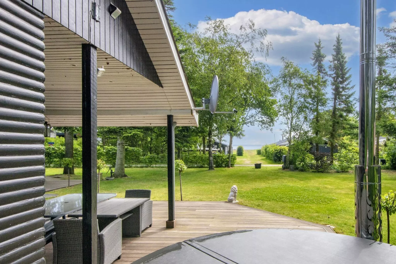 6 person holiday home in Thyholm-By Traum-Water view