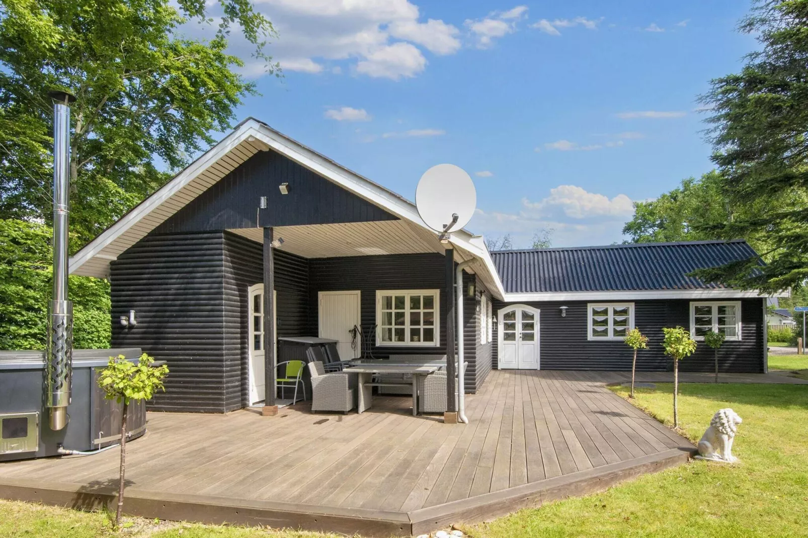 6 person holiday home in Thyholm-By Traum