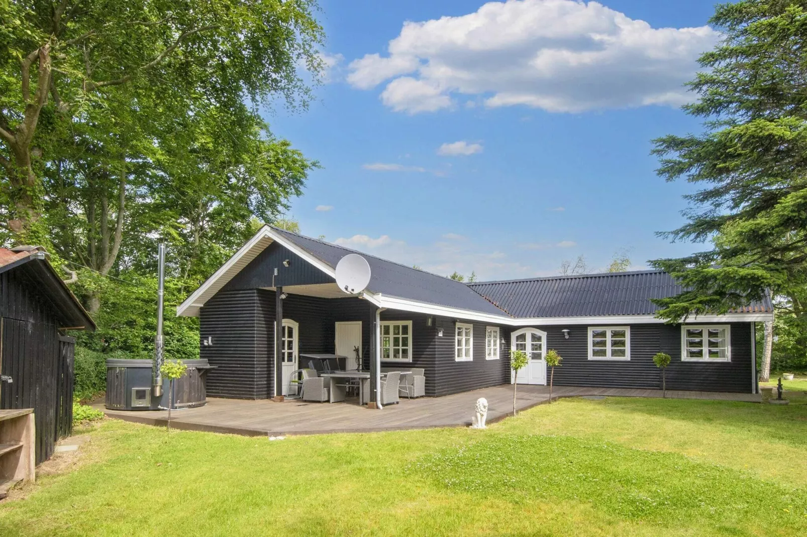 6 person holiday home in Thyholm-By Traum-View