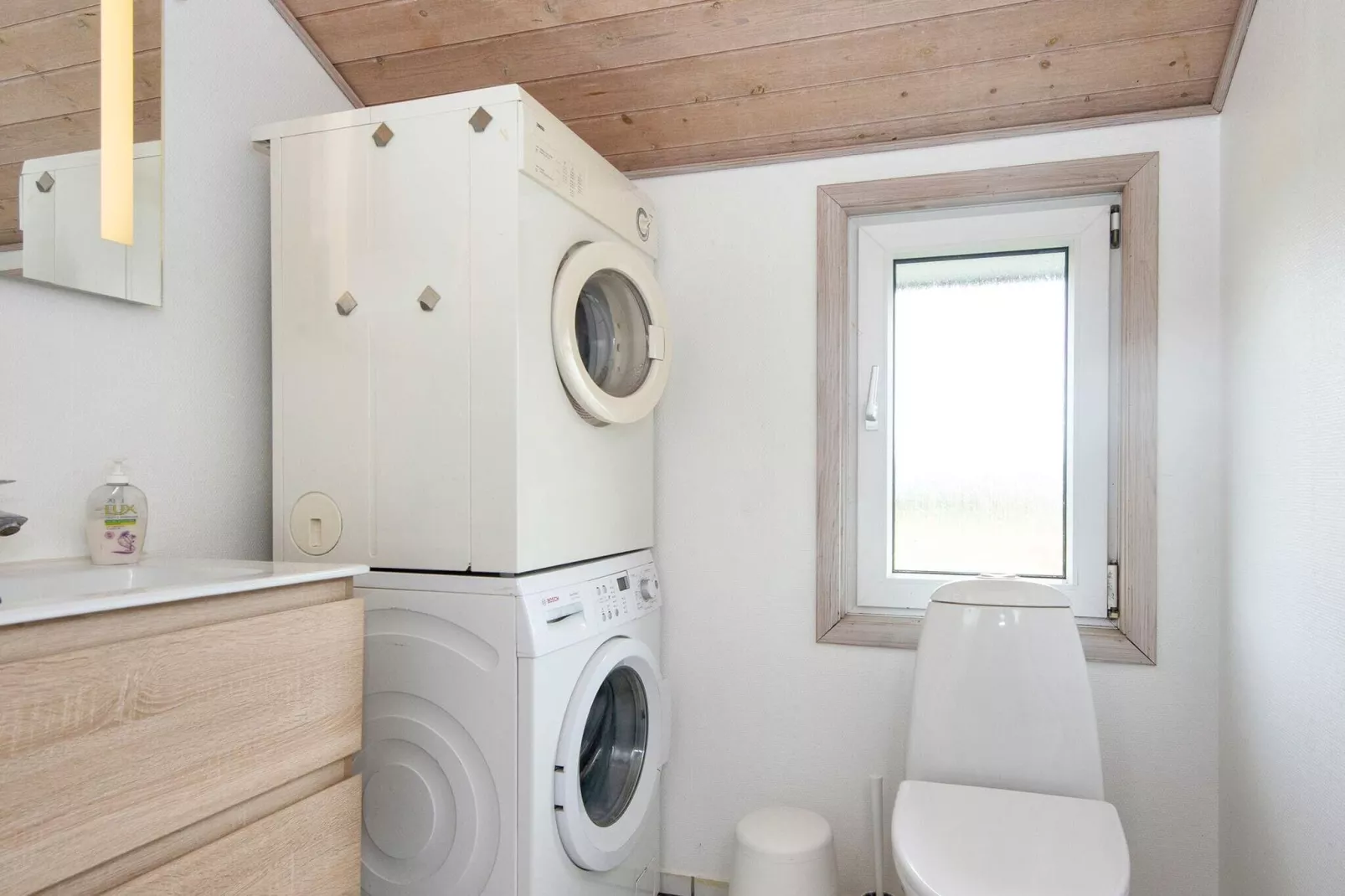 12 person holiday home in Nordborg-Indoor