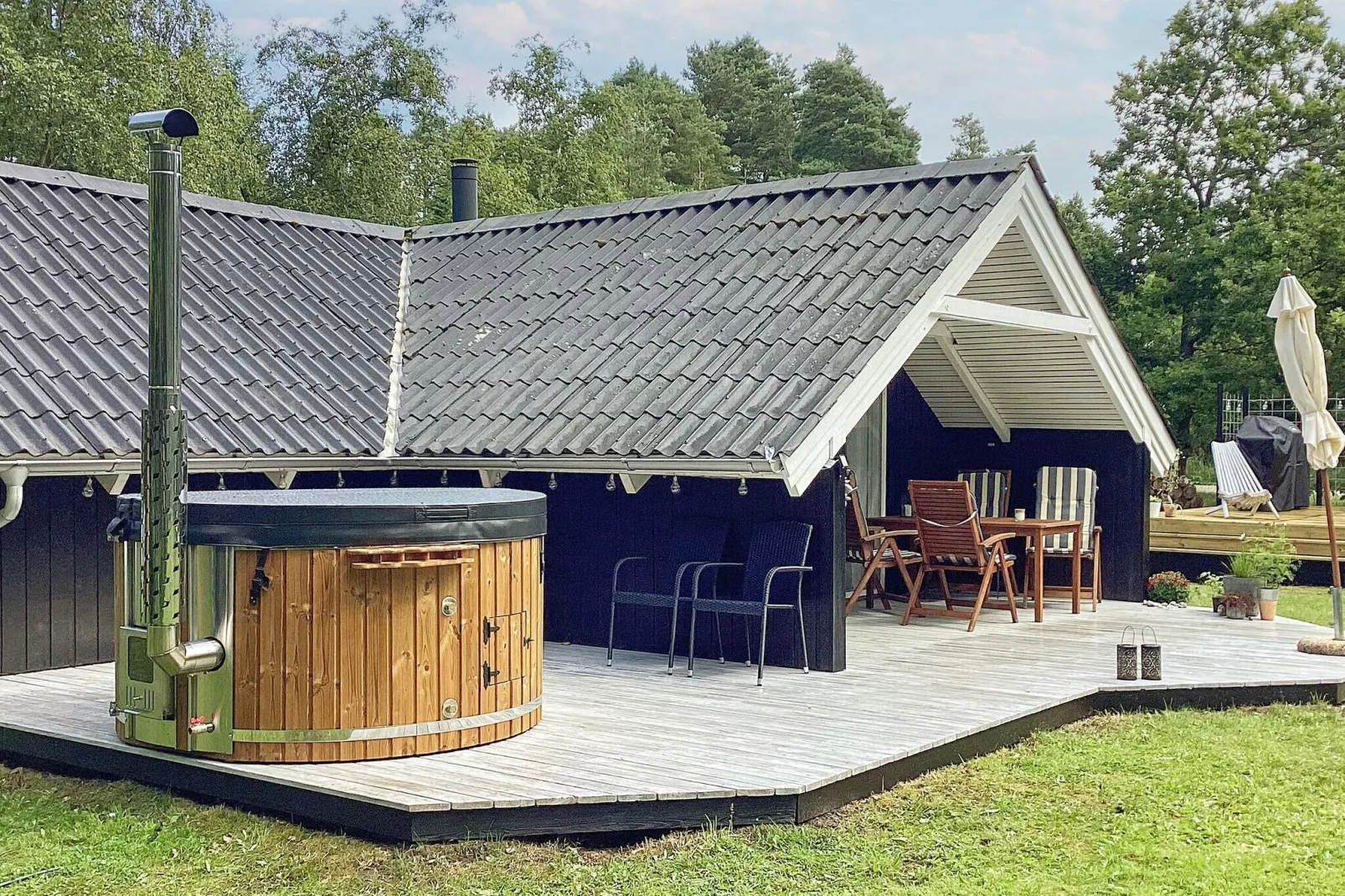 Cottage lumineux avec bain a remous -- By Traum Ferienwohnungen-Extérieur