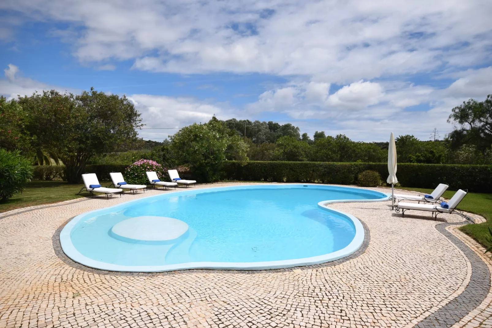 Quinta Velha-Pool