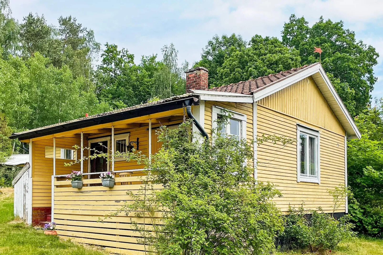 6 person holiday home in Olofström-By Traum