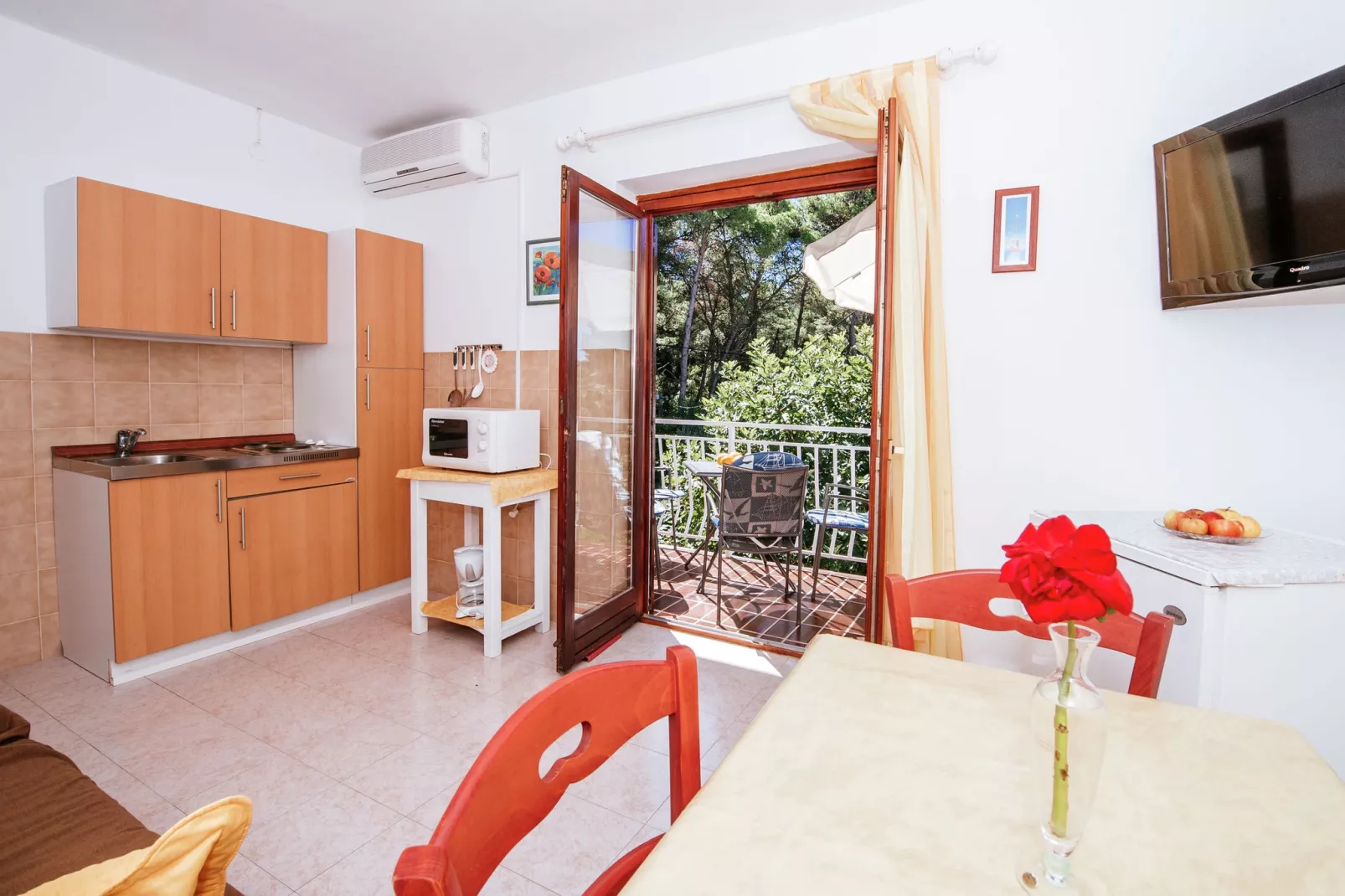 Apartment Pakostane-Kitchen