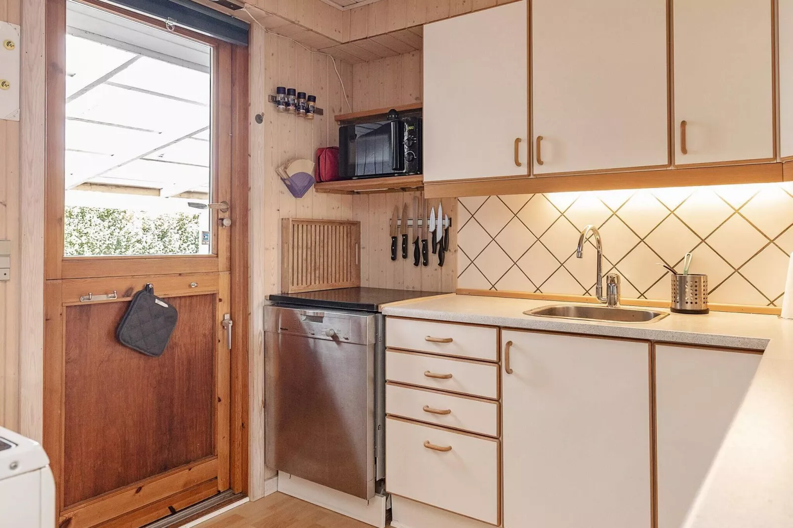 6 person holiday home in Dannemare-By Traum-Indoor