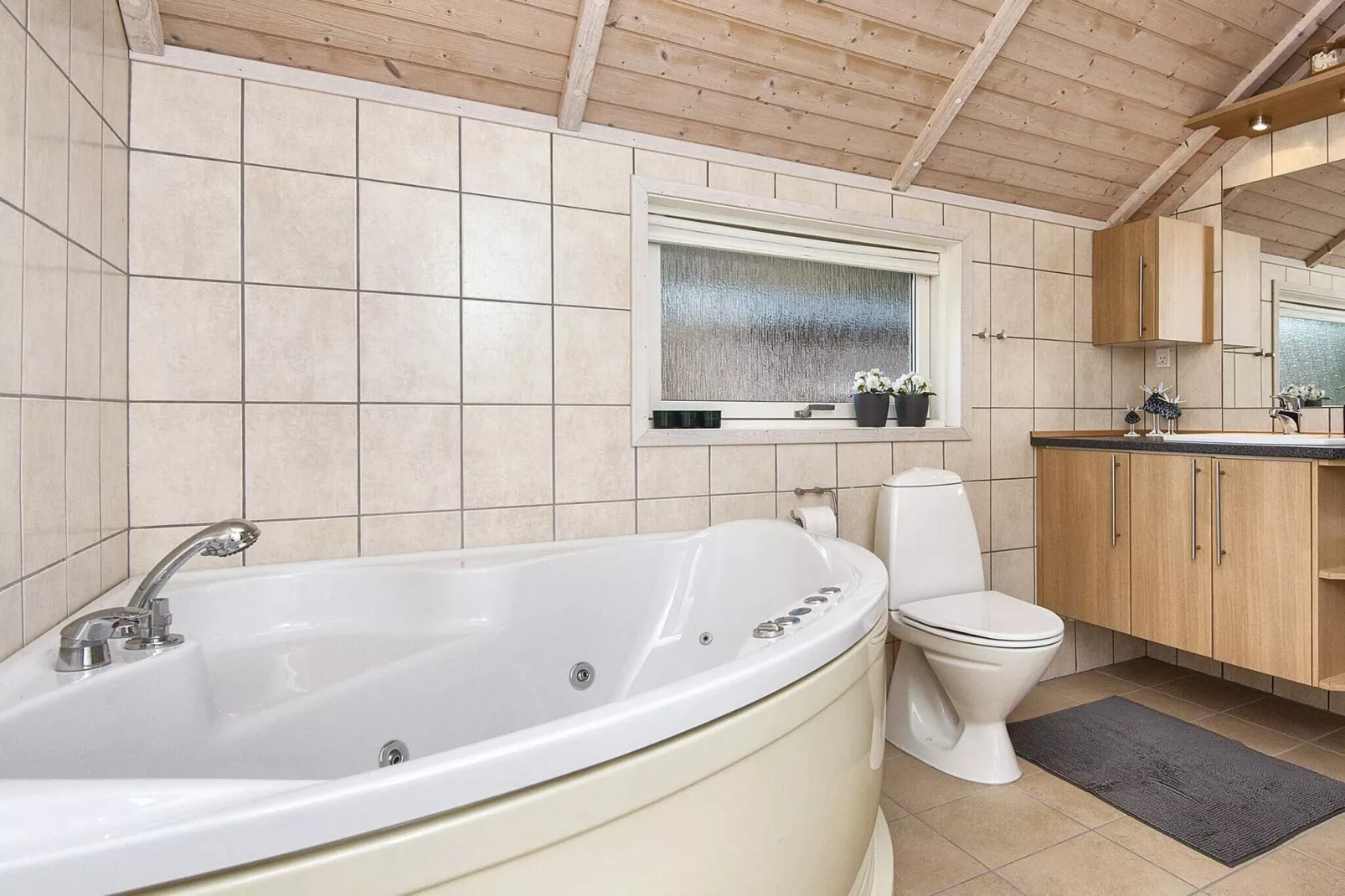 4 star holiday home in Ebeltoft-By Traum-Indoor