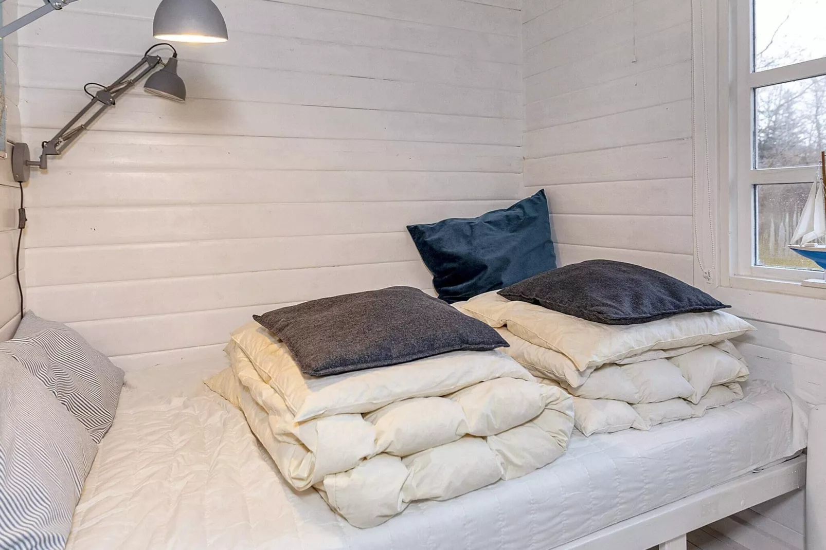 5 person holiday home in Vesløs-By Traum-Indoor