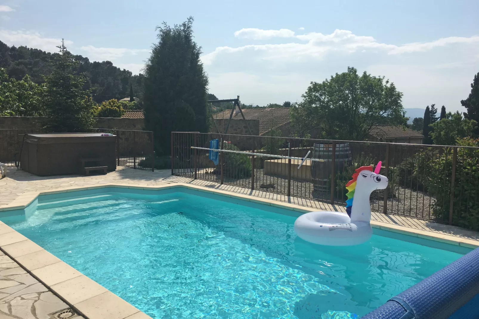 Mas de Montbrun-Pool
