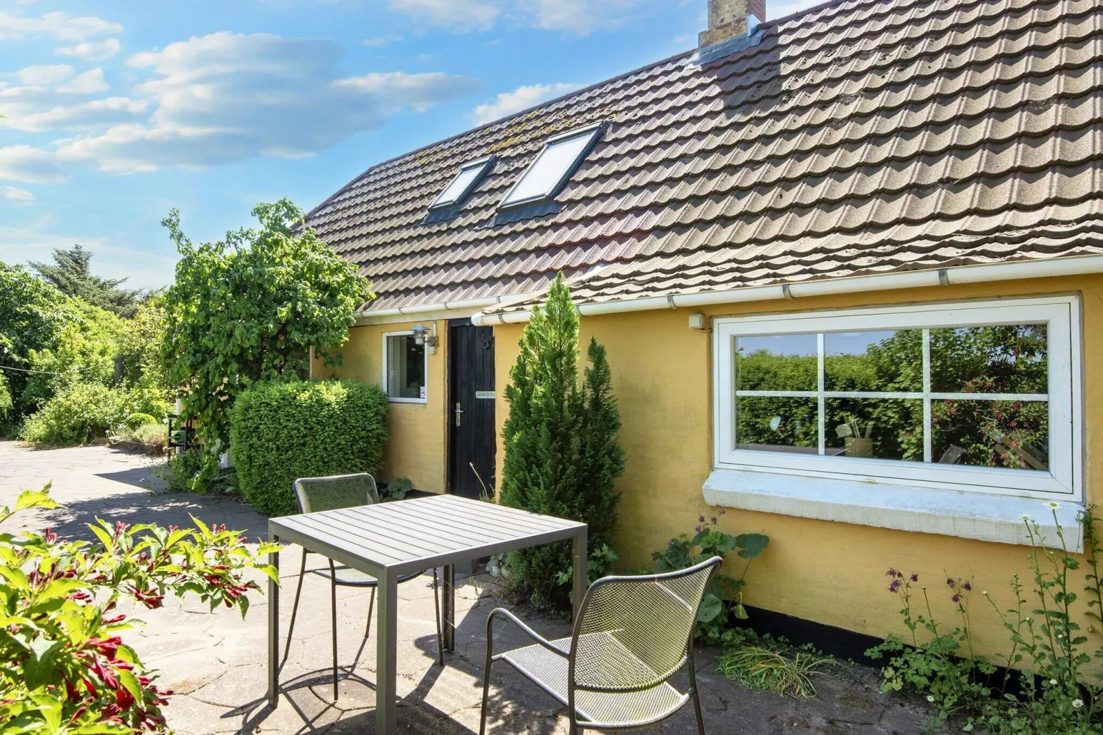 6 person holiday home in Ringkøbing-By Traum-View