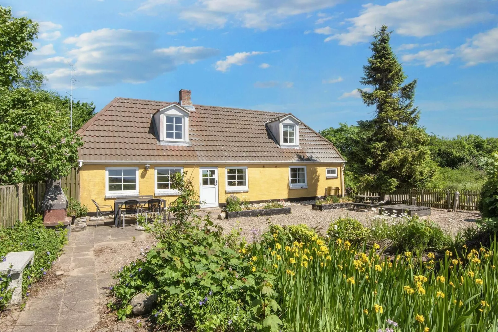 6 person holiday home in Ringkøbing-By Traum-View