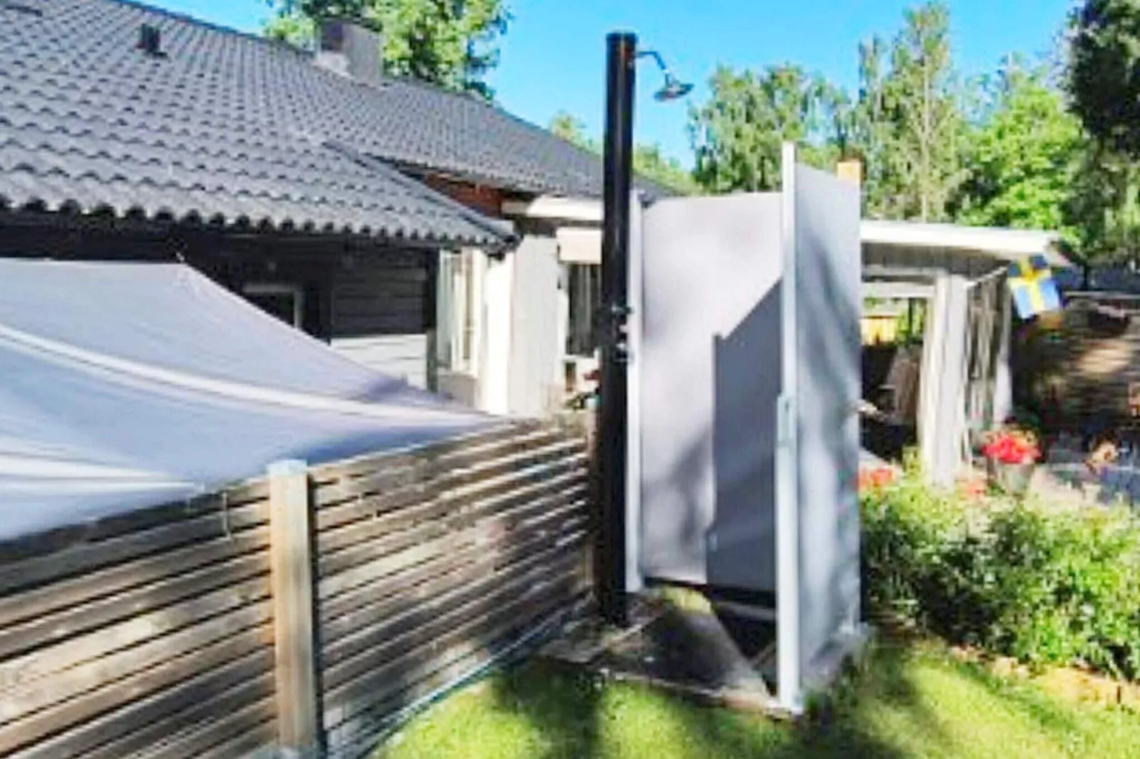 6 Personen Ferienhaus in HÄLLEKIS-Im Freien