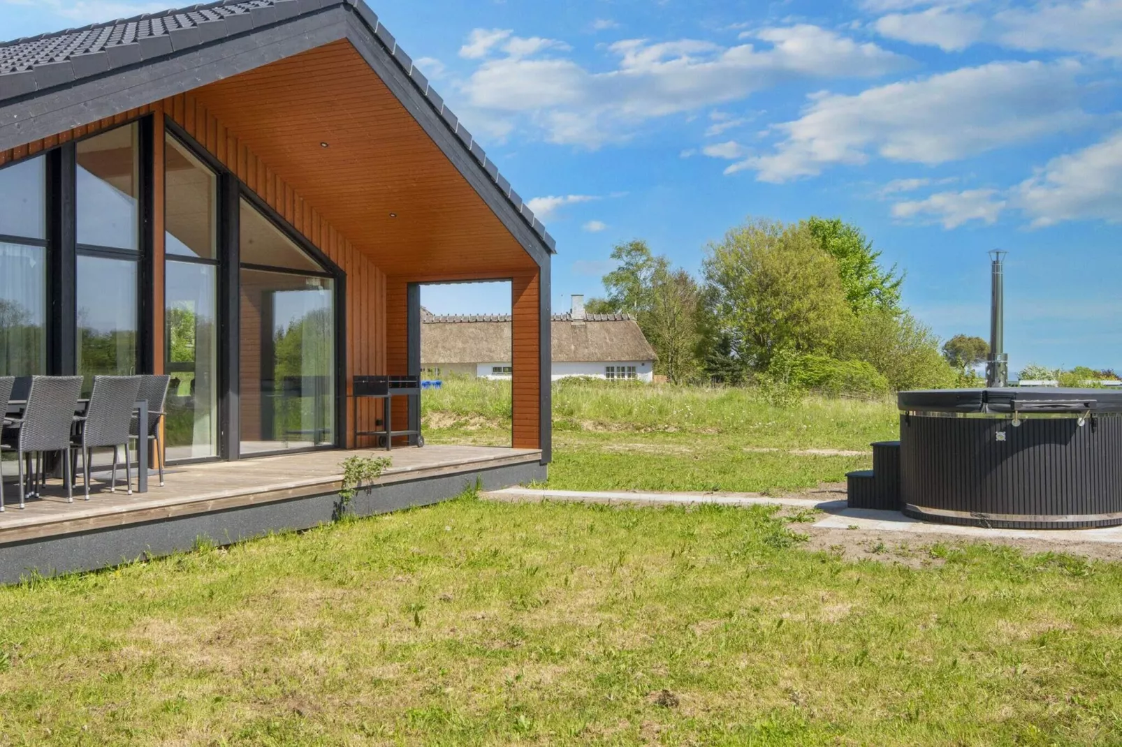 5 Sterne Ferienhaus in Augustenborg-By Traum-Außenbereich