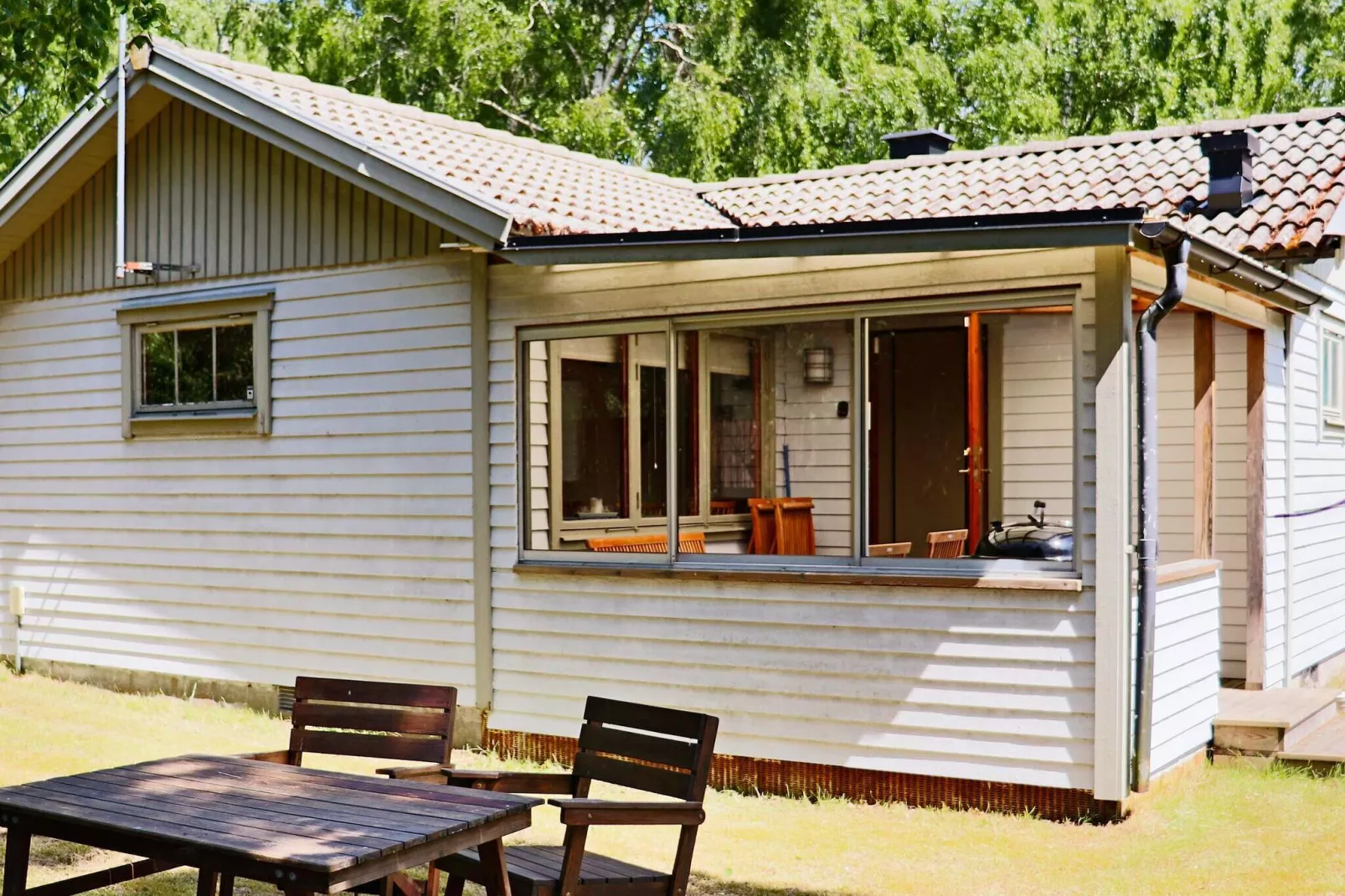 5 person holiday home in Skummeslövsstrand
