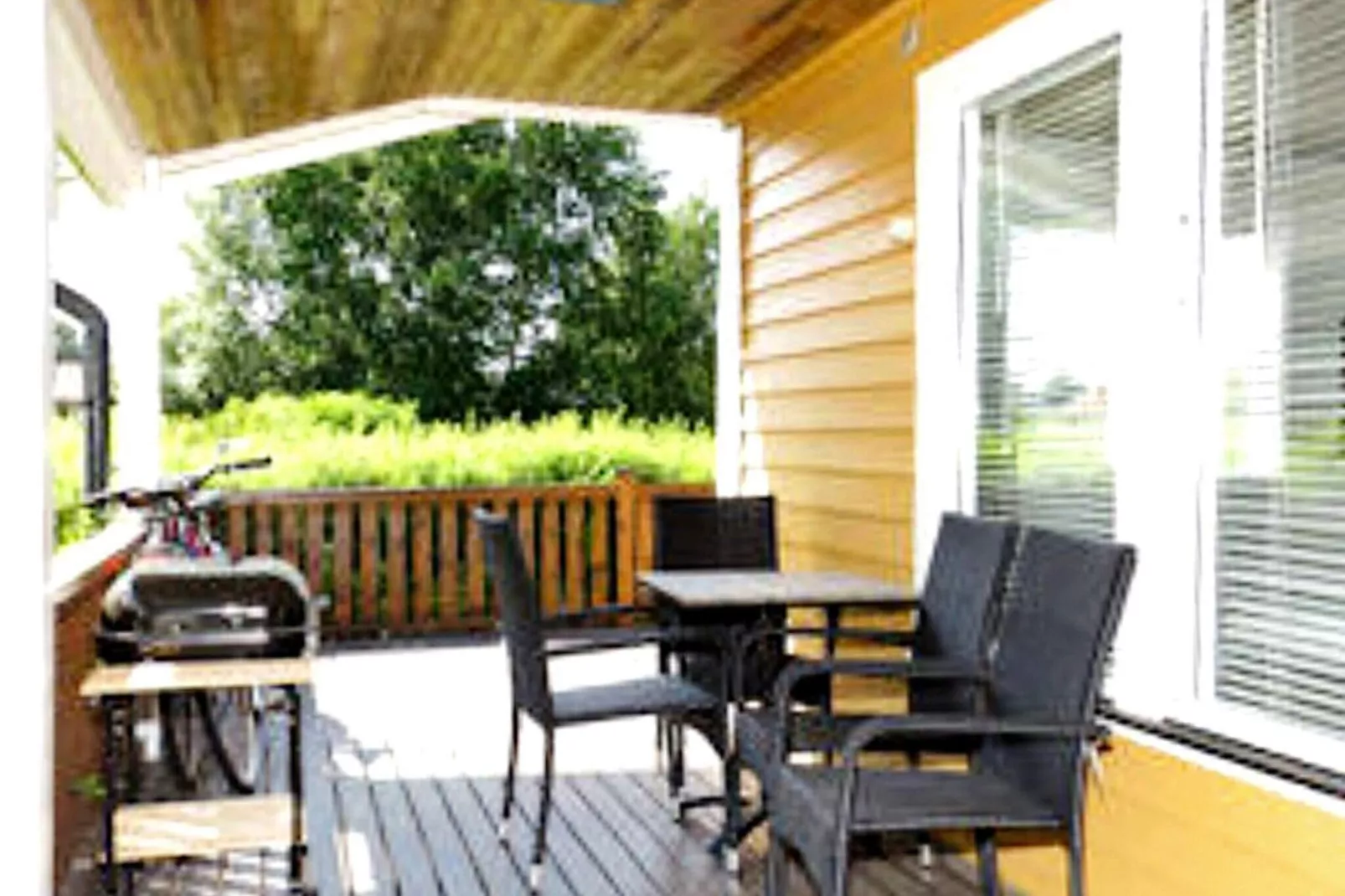 Cosy holiday home with balcony-Outdoor