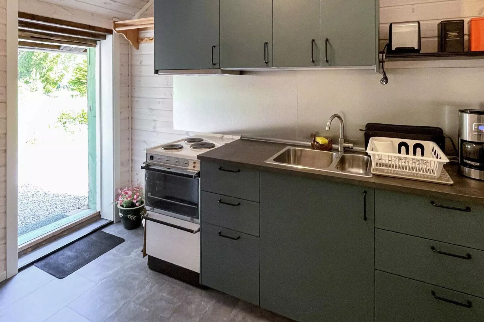 4 person holiday home in KOLMÅRDEN