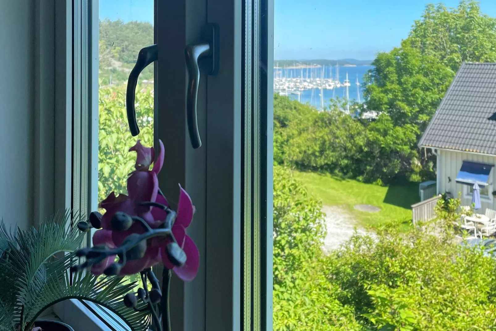 4 etoiles maison de vacances a TJÖRN-Vue sur l'eau