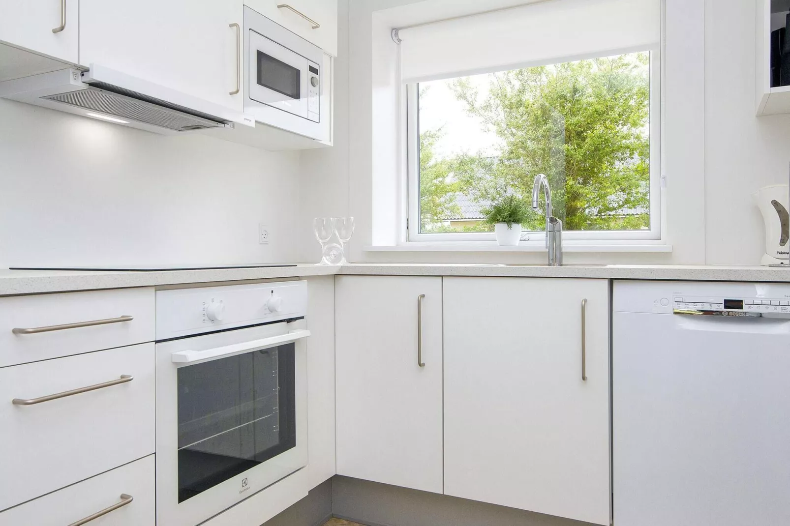7 vær.,hus,2 badev.,1 plan-Indoor