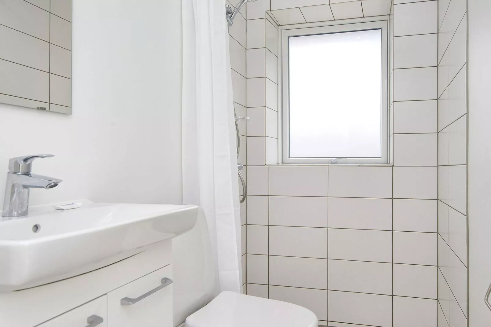 7 vær.,hus,2 badev.,1 plan-Indoor