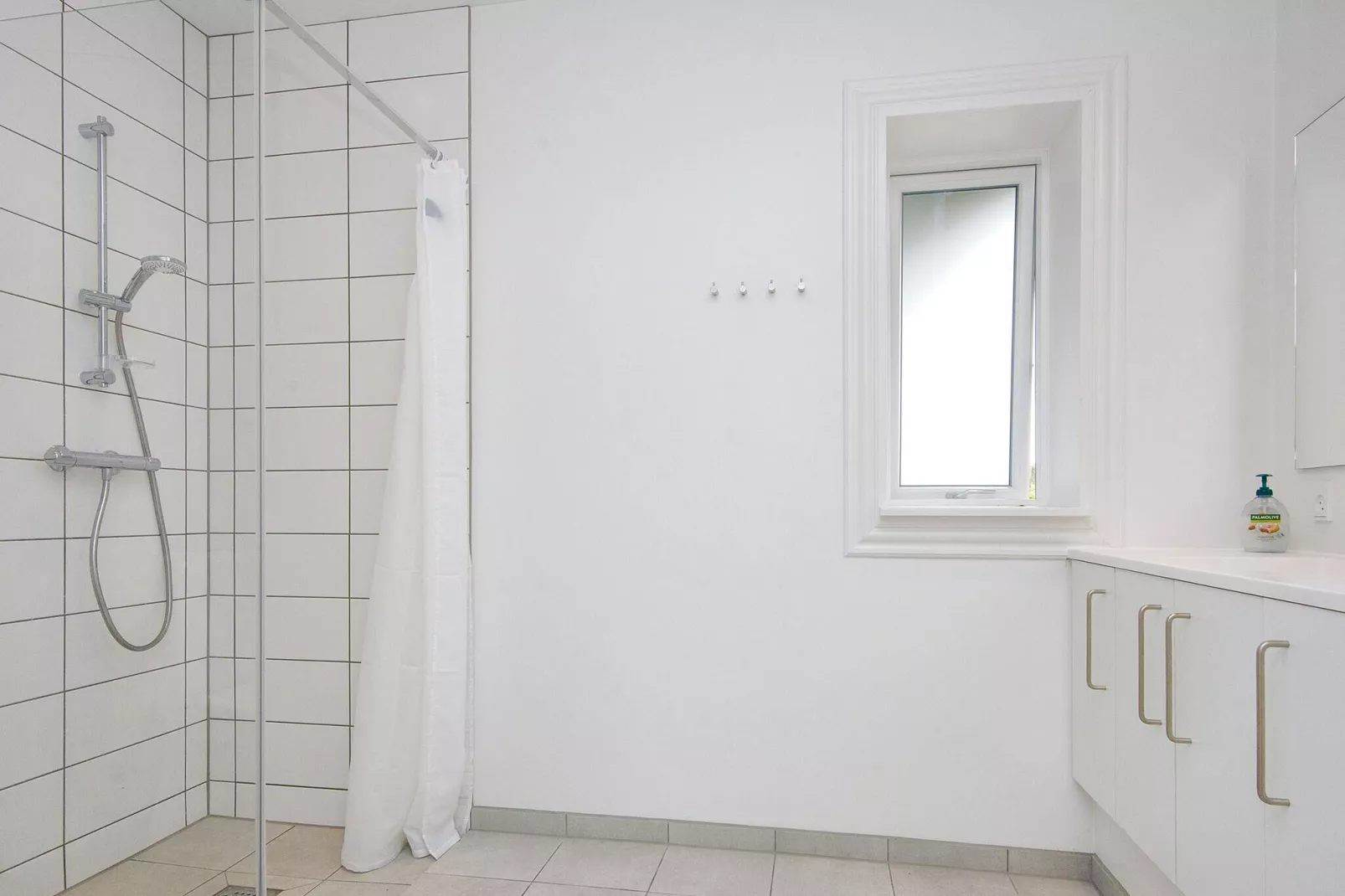 7 vær.,hus,2 badev.,1 plan-Indoor