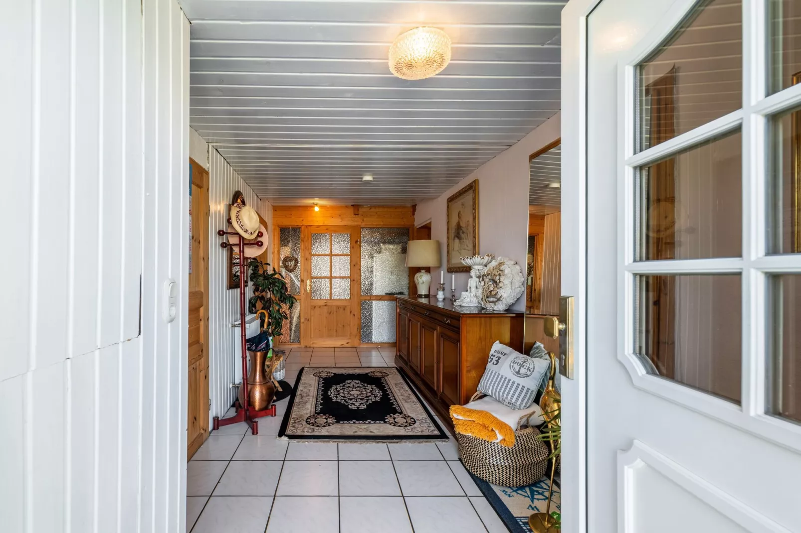 Windspiel Nr2-Reception hall