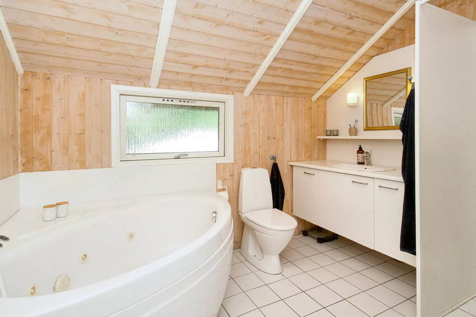 6 person holiday home in Græsted-By Traum-Indoor