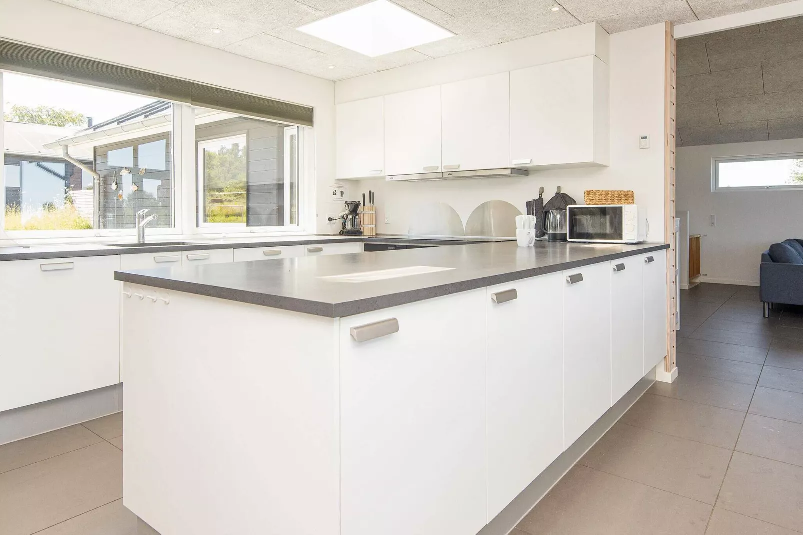 20 person holiday home in Glesborg-Indoor