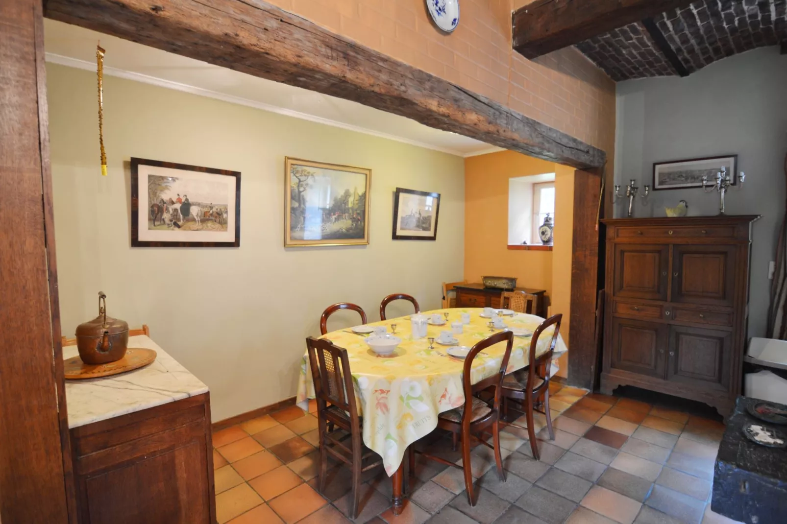 Le Haras-Dining room