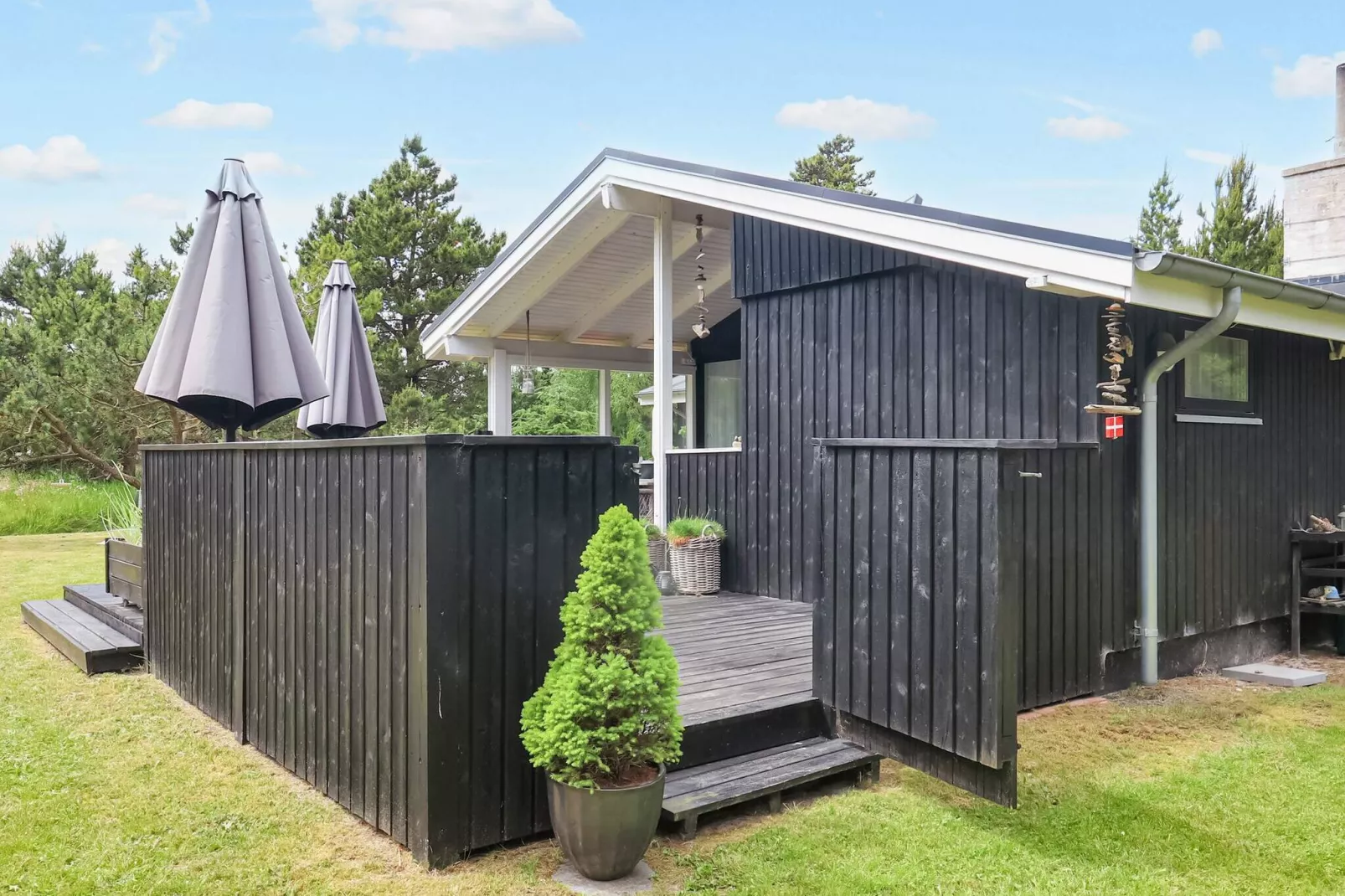 6 person holiday home in Jerup-By Traum-View