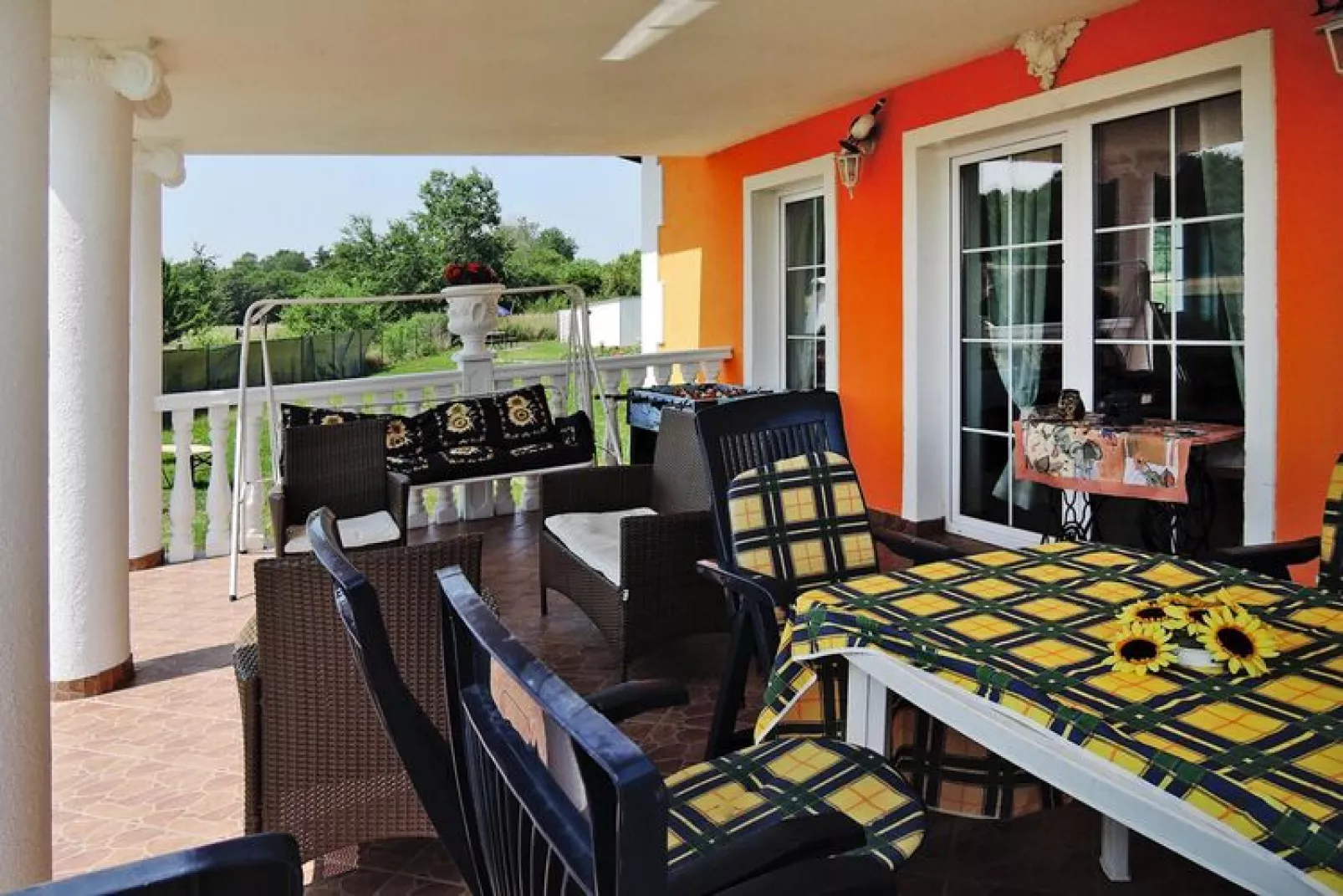 Holiday Home in Nowe Warpno Oranges Haus-Terrace