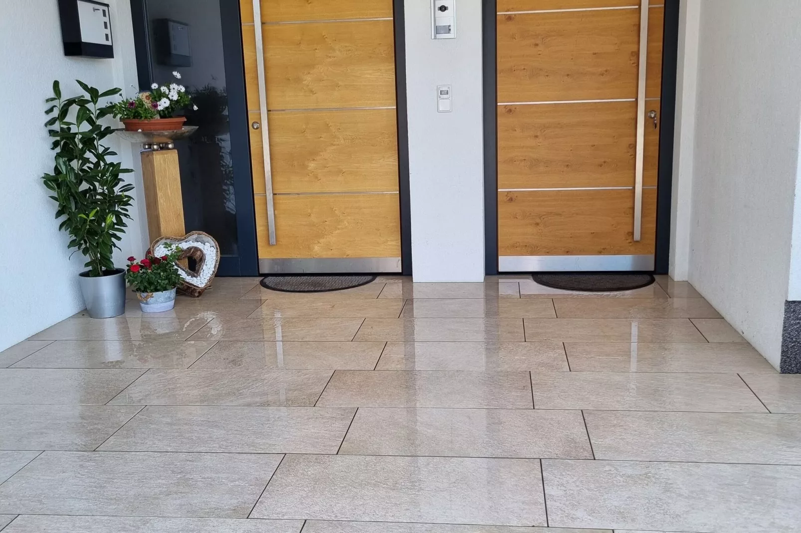 hallreception